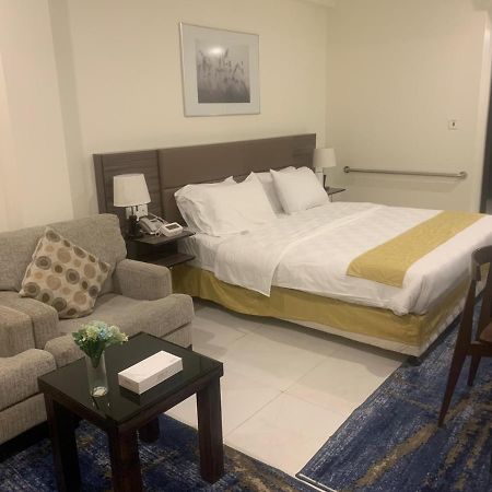 Grand Lily Hotel Suites Эль-Хуфуф Экстерьер фото