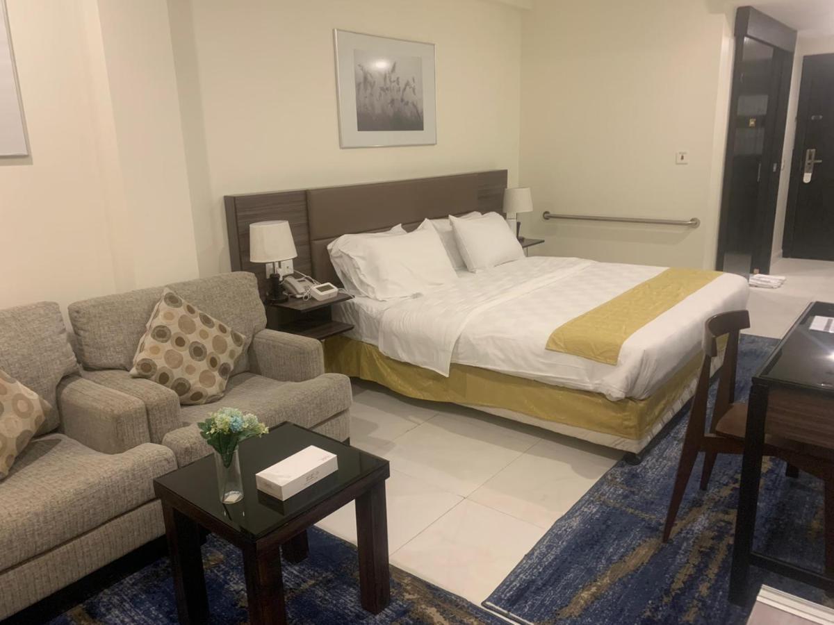 Grand Lily Hotel Suites Эль-Хуфуф Экстерьер фото