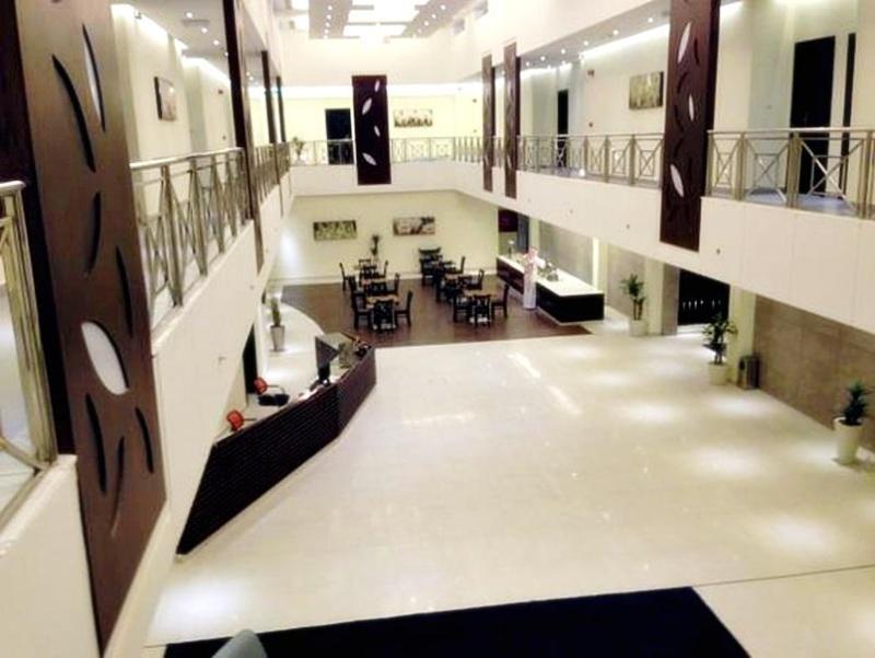 Grand Lily Hotel Suites Эль-Хуфуф Экстерьер фото