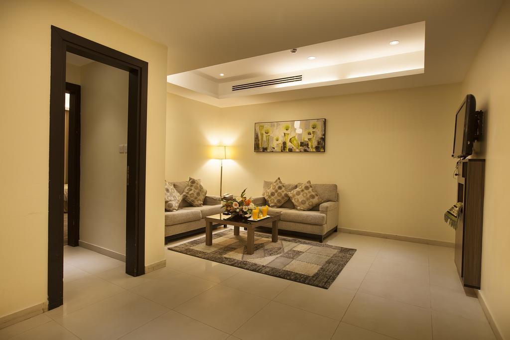 Grand Lily Hotel Suites Эль-Хуфуф Экстерьер фото