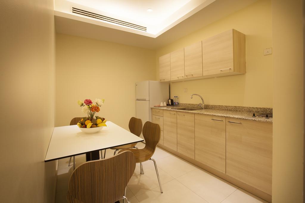 Grand Lily Hotel Suites Эль-Хуфуф Экстерьер фото
