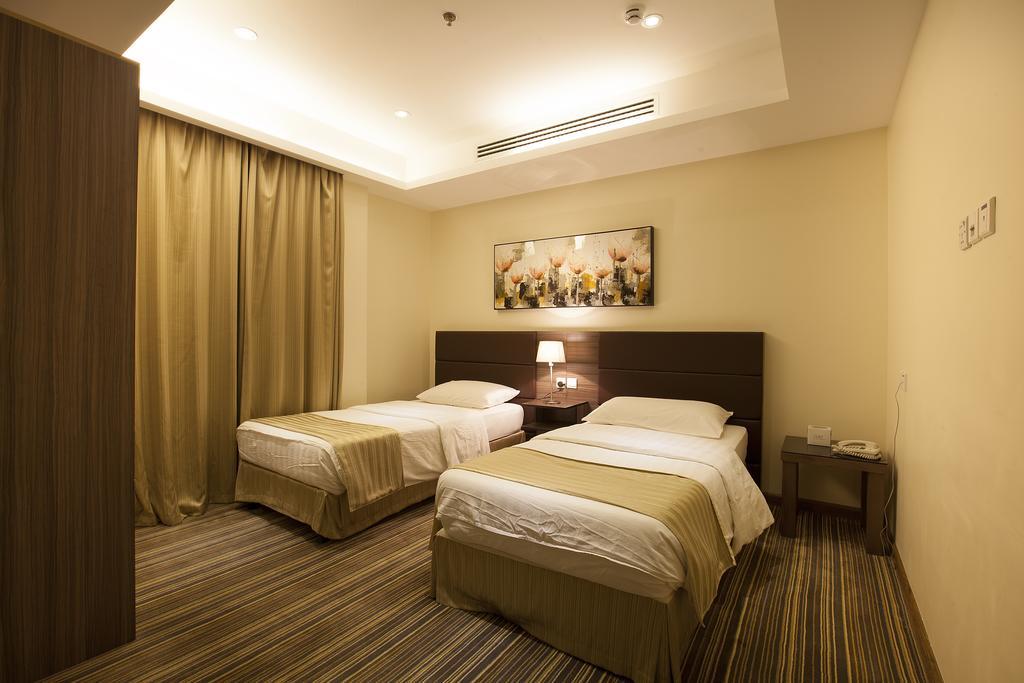 Grand Lily Hotel Suites Эль-Хуфуф Экстерьер фото