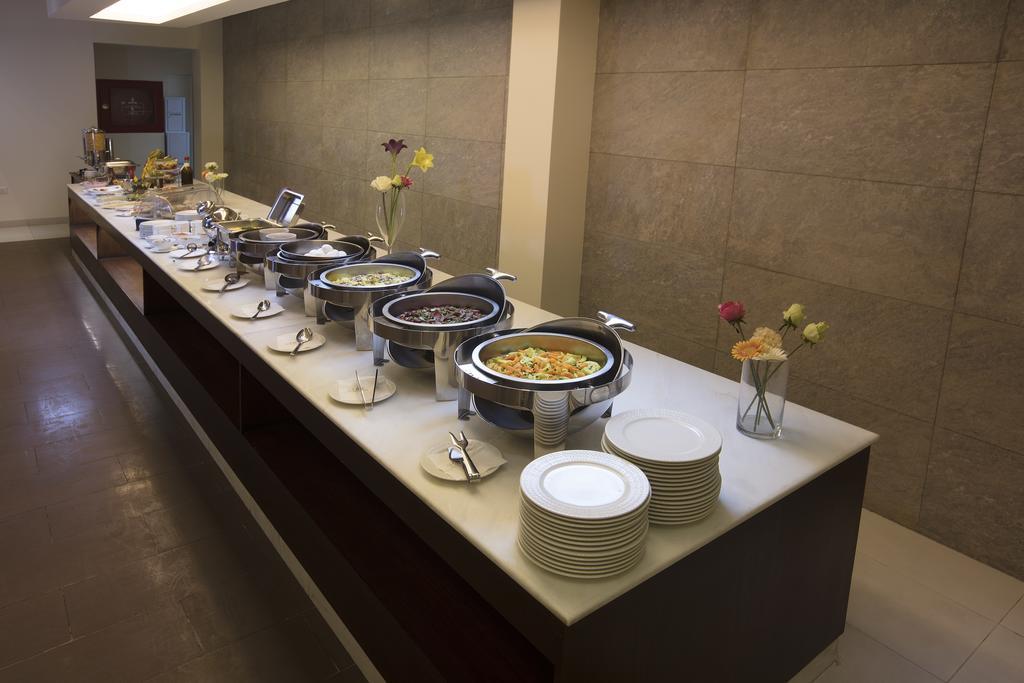 Grand Lily Hotel Suites Эль-Хуфуф Экстерьер фото